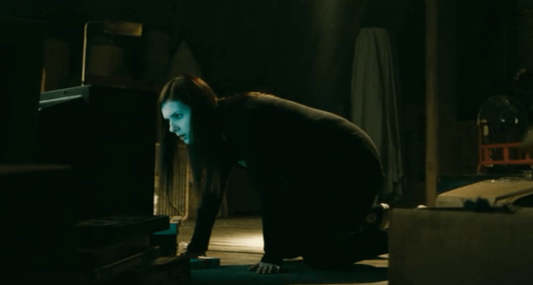 77. lighting, push in