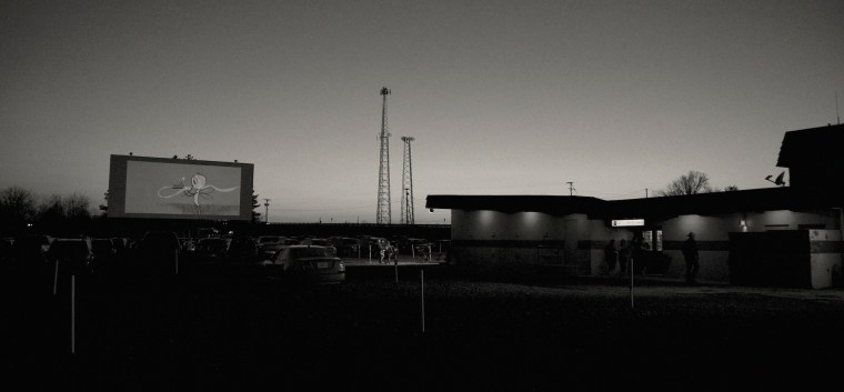 Aut-O-Rama Twin Drive-In, Drive-In, North Ridgeville