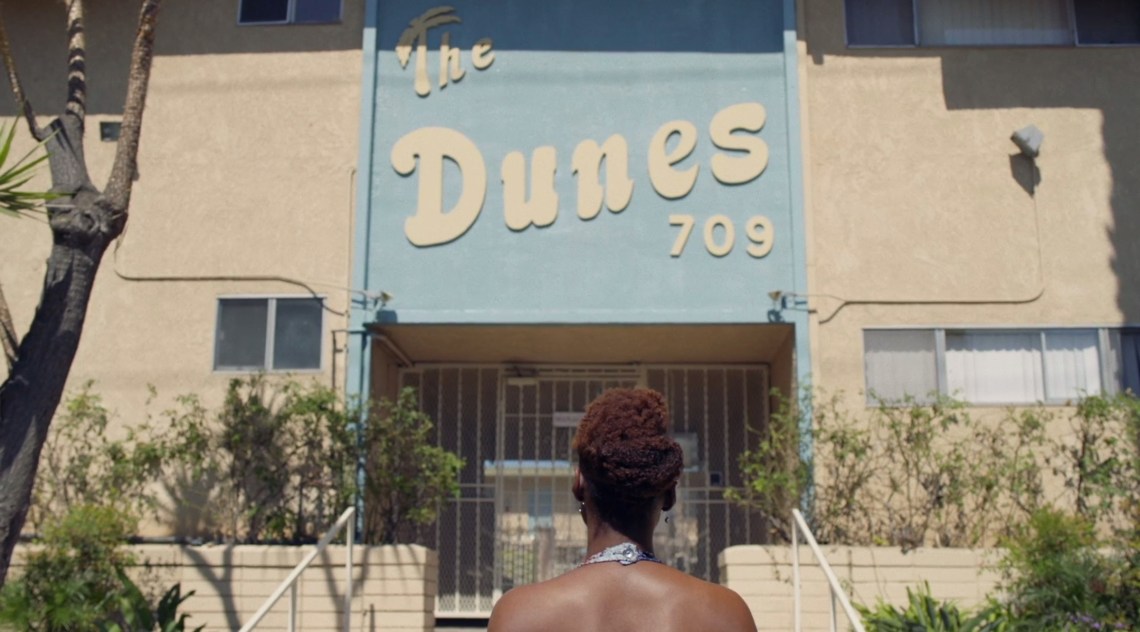 Symmetrical center framing